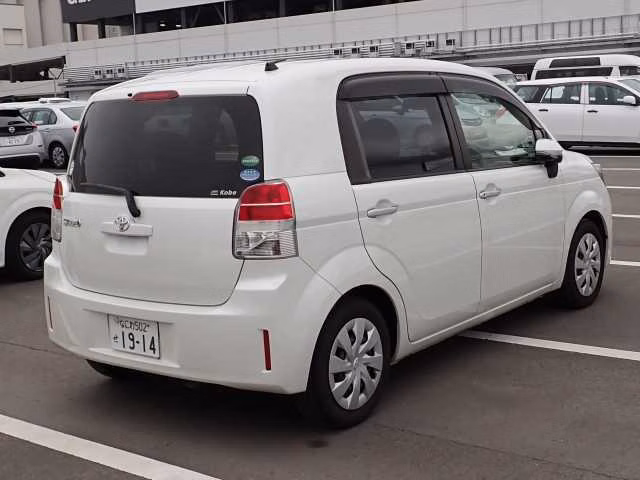 TOYOTA SPADE