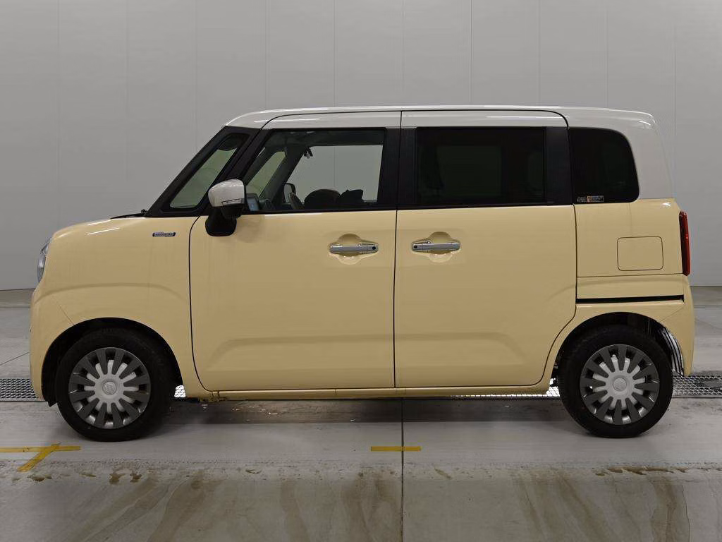 SUZUKI WAGON R SMILE