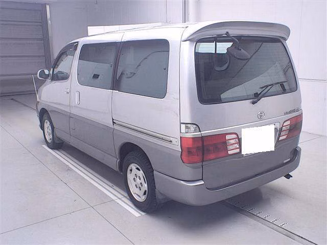 Toyota Grand Hiace