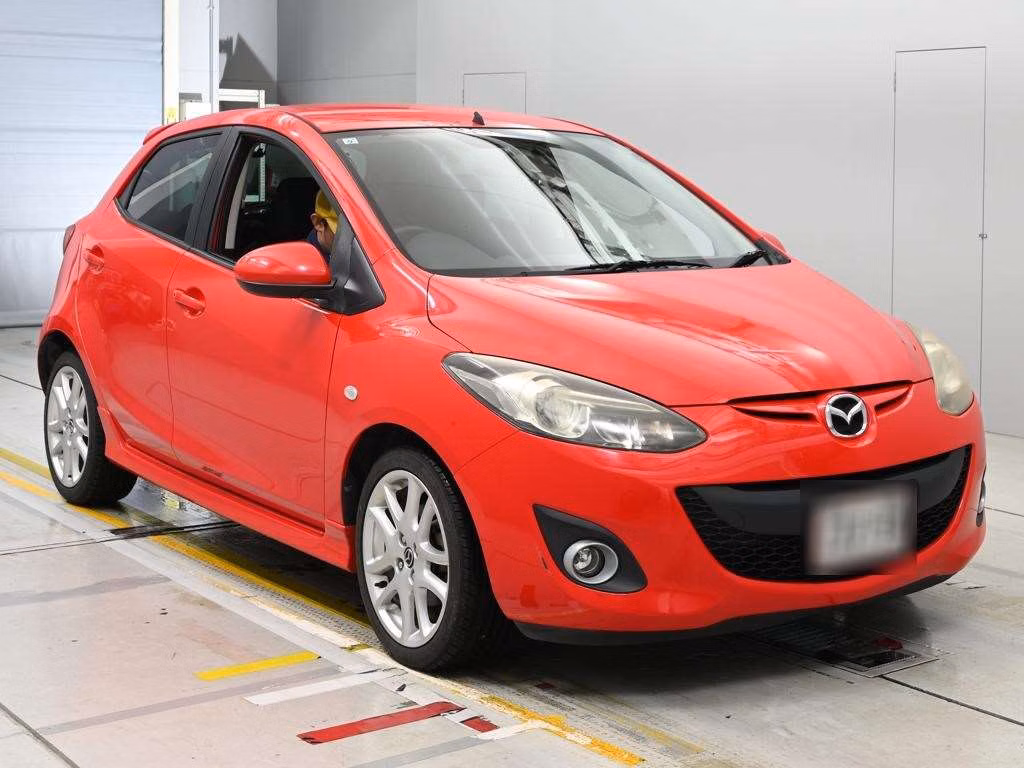 MAZDA DEMIO