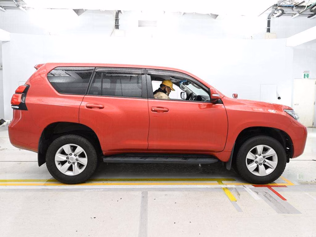 TOYOTA LAND CRUISER PRADO