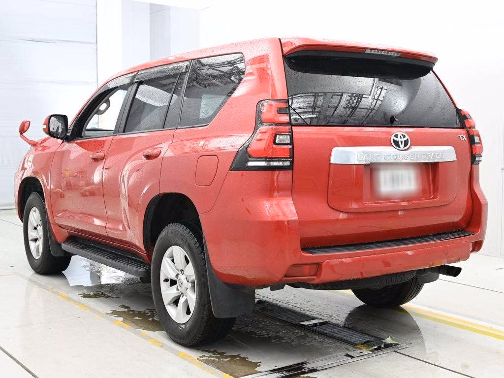 TOYOTA LAND CRUISER PRADO