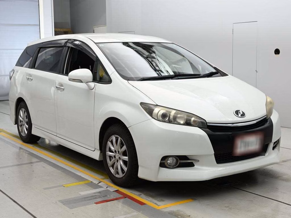 TOYOTA WISH
