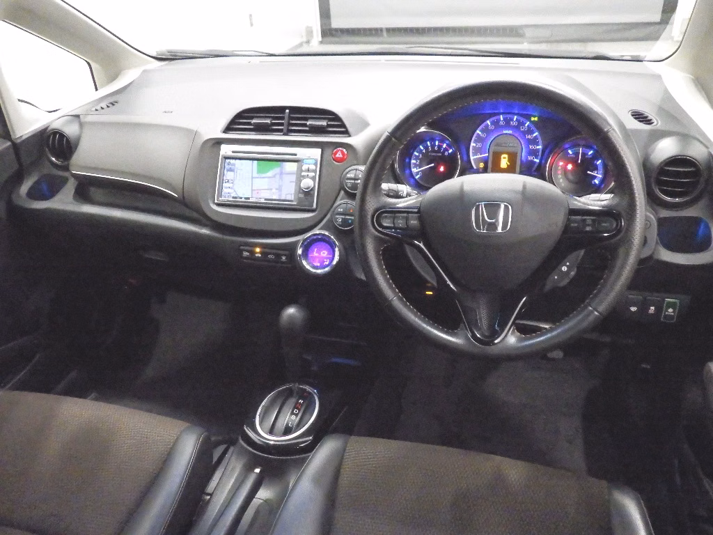 HONDA FIT SHUTTLE