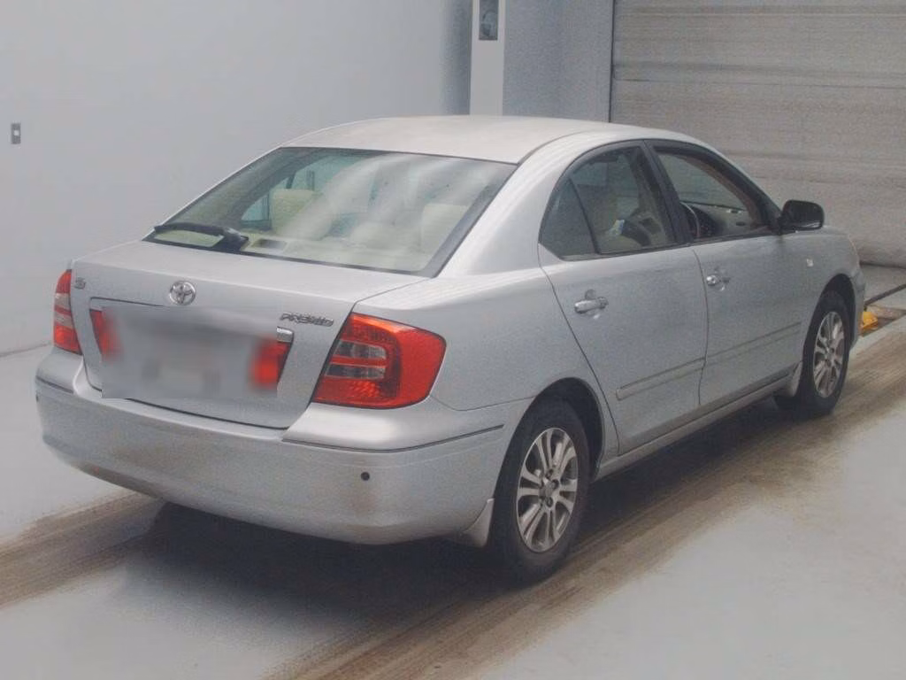 Toyota Premio