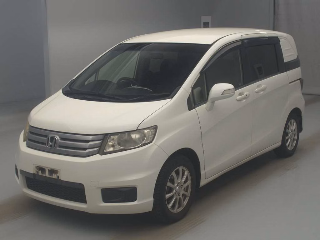 HONDA FREED SPIKE