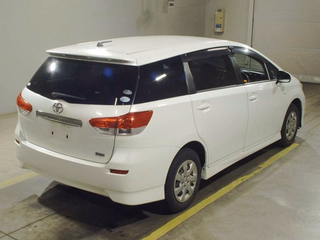 TOYOTA WISH