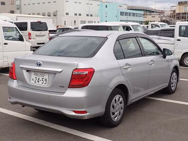 TOYOTA COROLLA AXIO