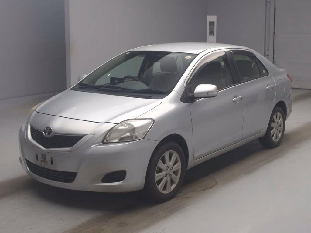 TOYOTA BELTA