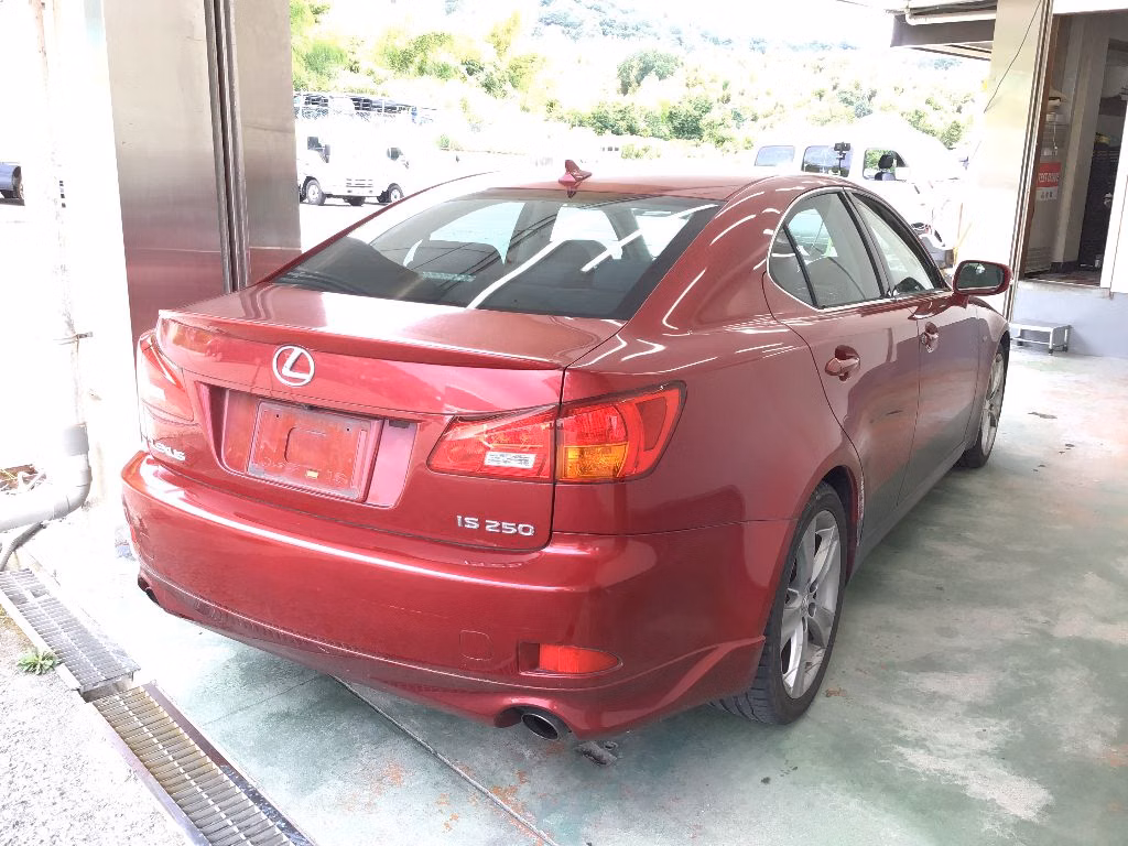 LEXUS IS250