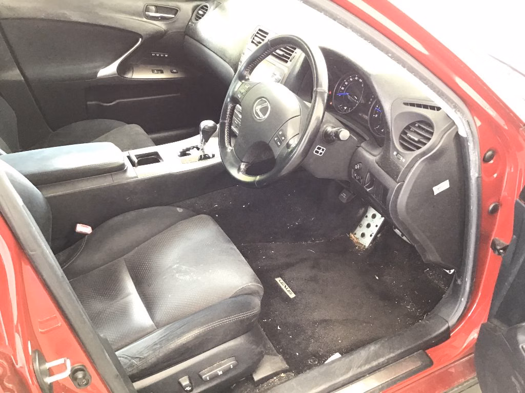 LEXUS IS250