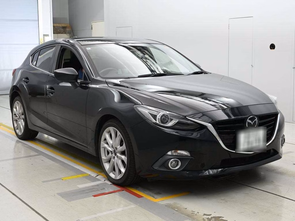 MAZDA AXELA