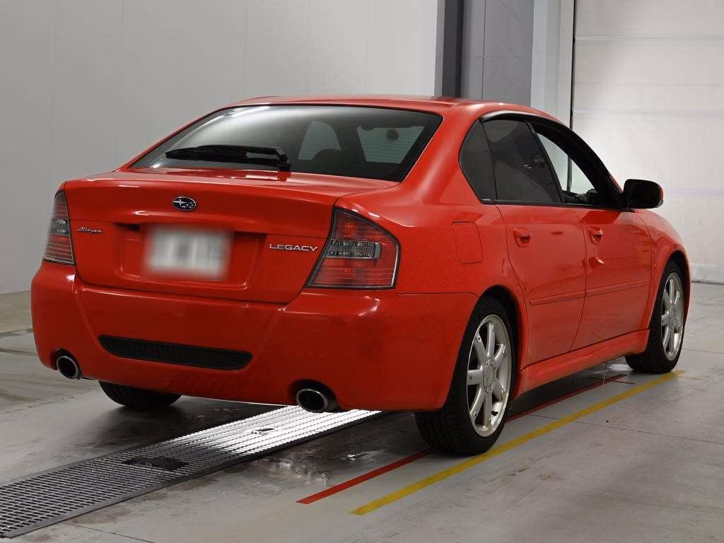 SUBARU LEGACY B4