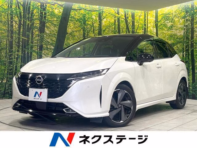 Nissan Aura