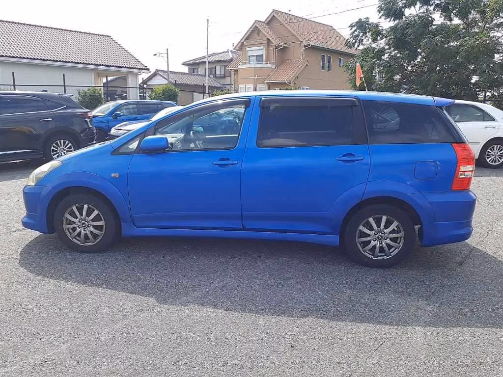 TOYOTA WISH