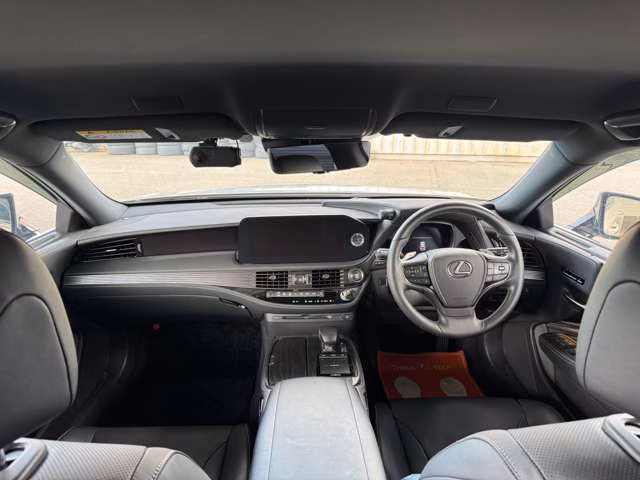 Lexus LS500