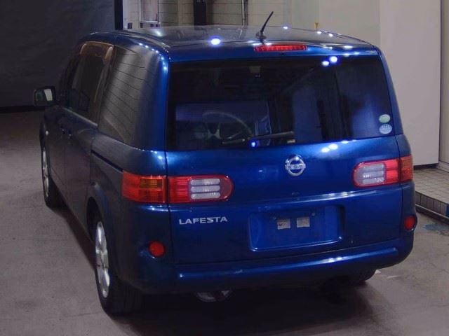 NISSAN LAFESTA