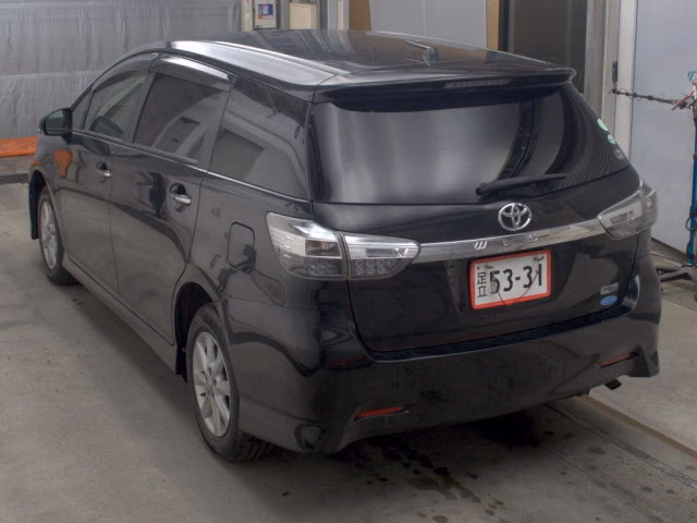 TOYOTA WISH
