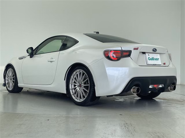 SUBARU BRZ