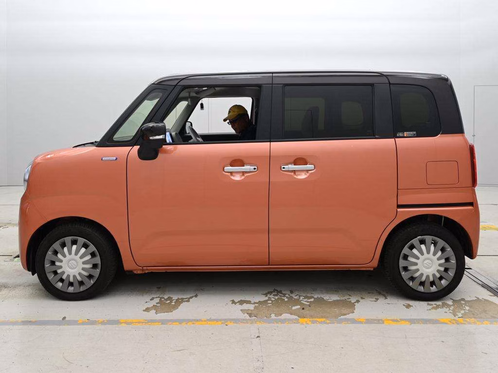 SUZUKI WAGON R SMILE