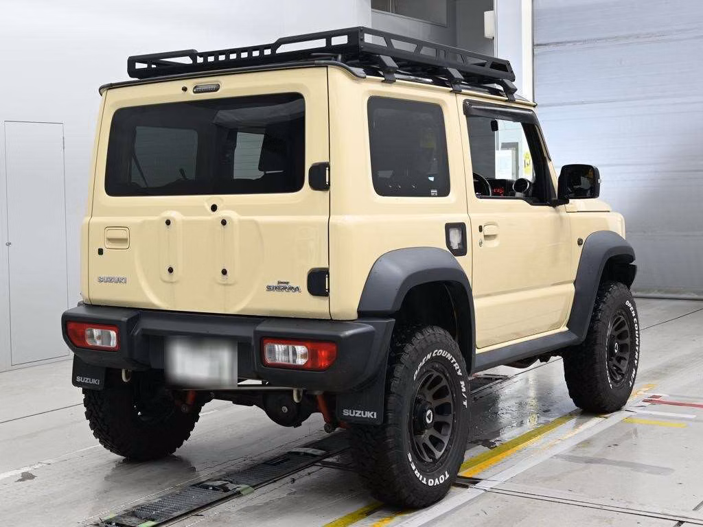SUZUKI JIMNY SIERRA