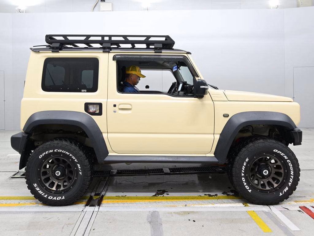 SUZUKI JIMNY SIERRA