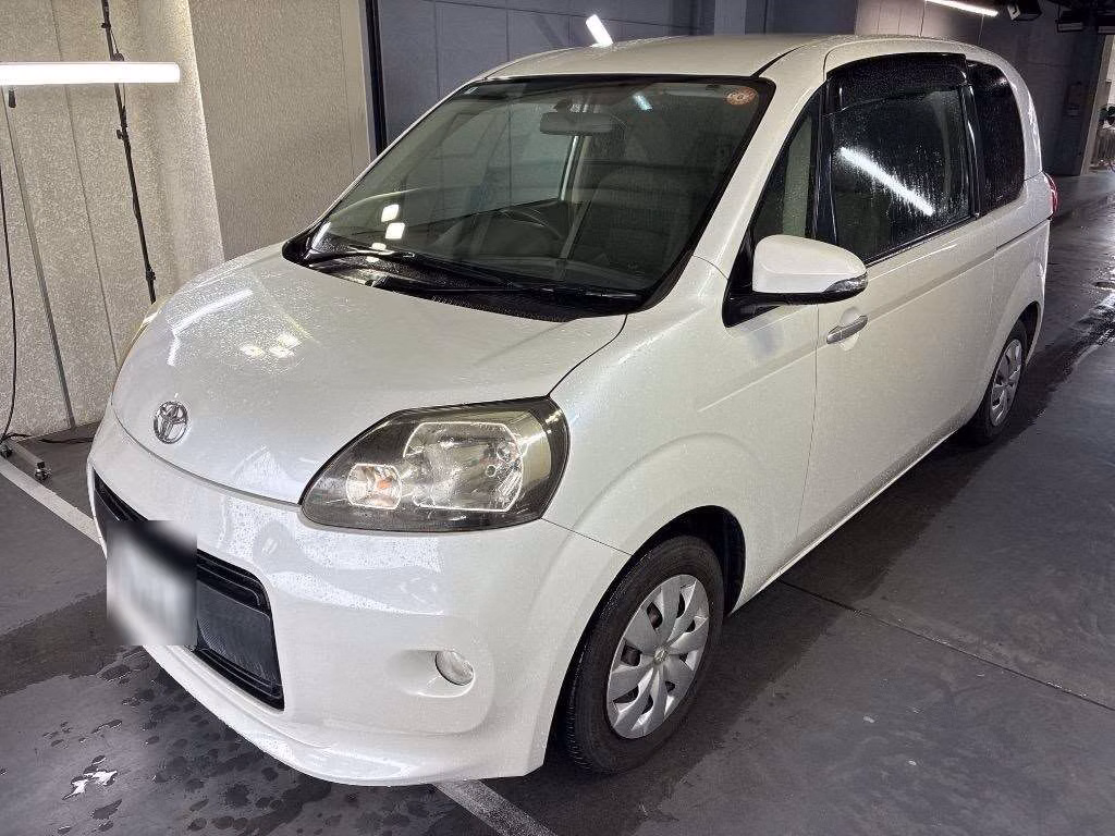 TOYOTA PORTE