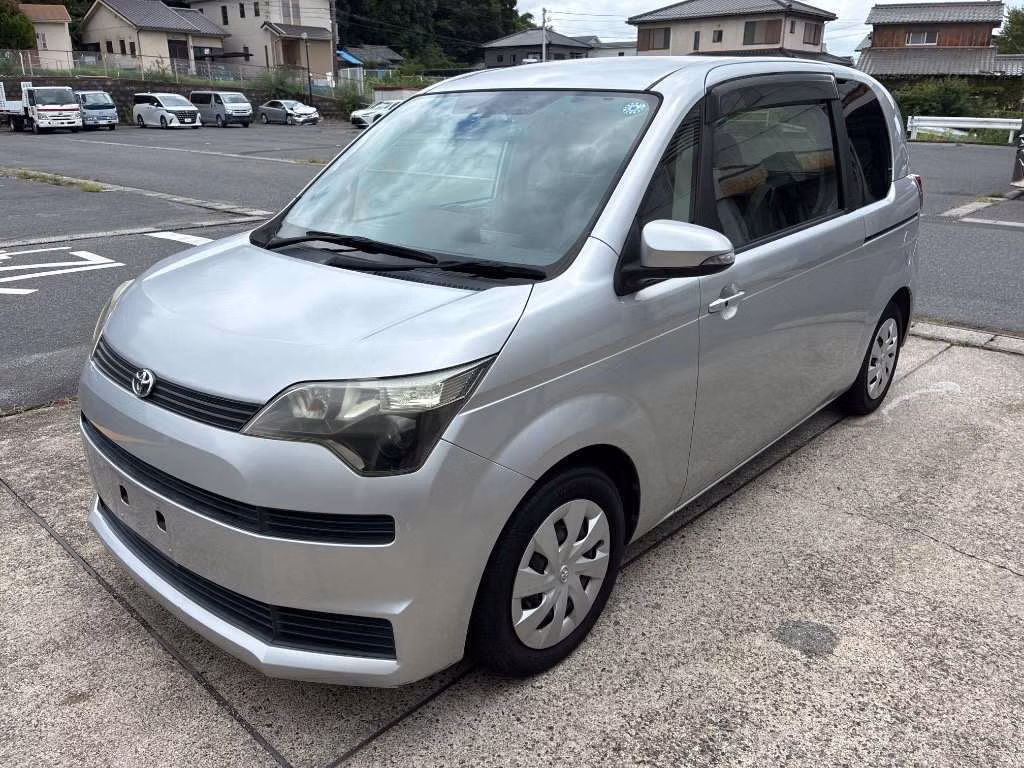 TOYOTA SPADE
