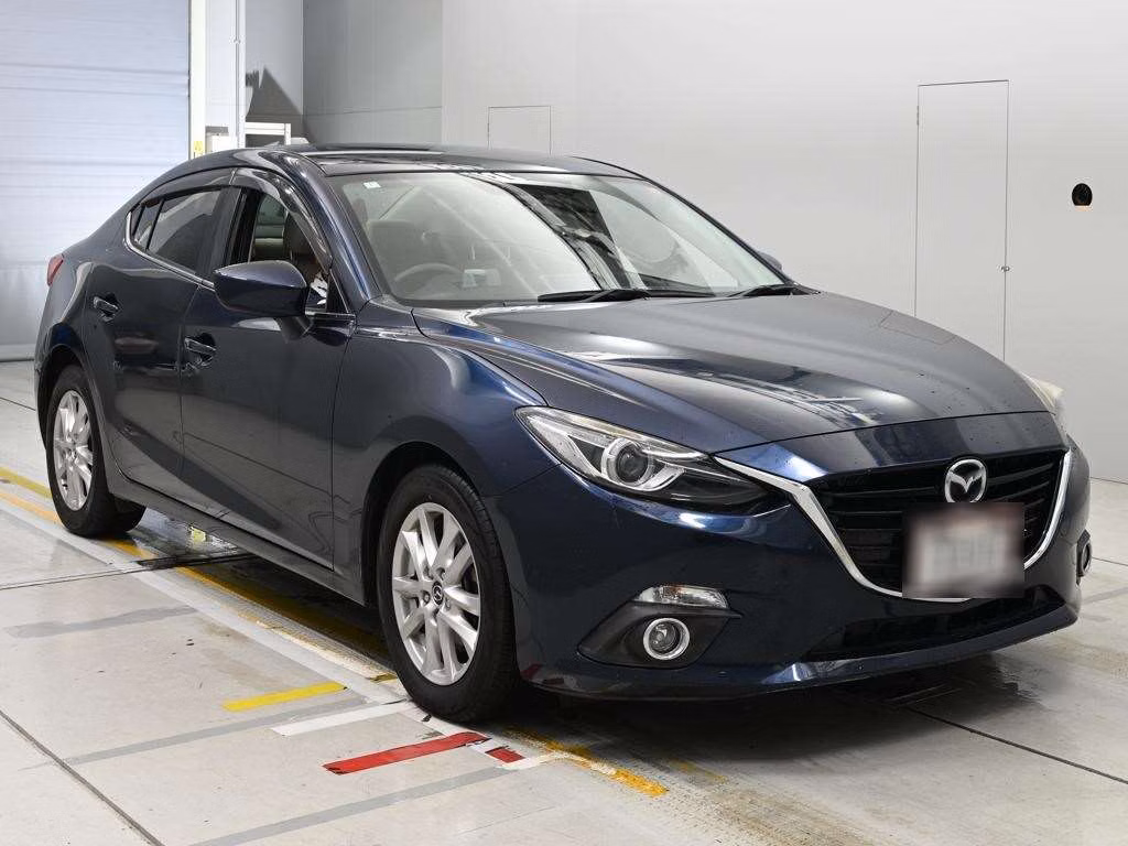 MAZDA AXELA