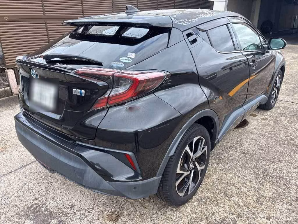TOYOTA C-HR