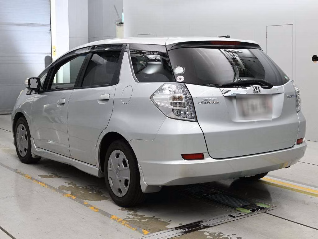 HONDA FIT SHUTTLE