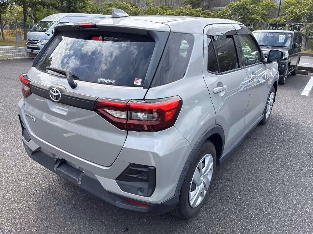TOYOTA RAIZE