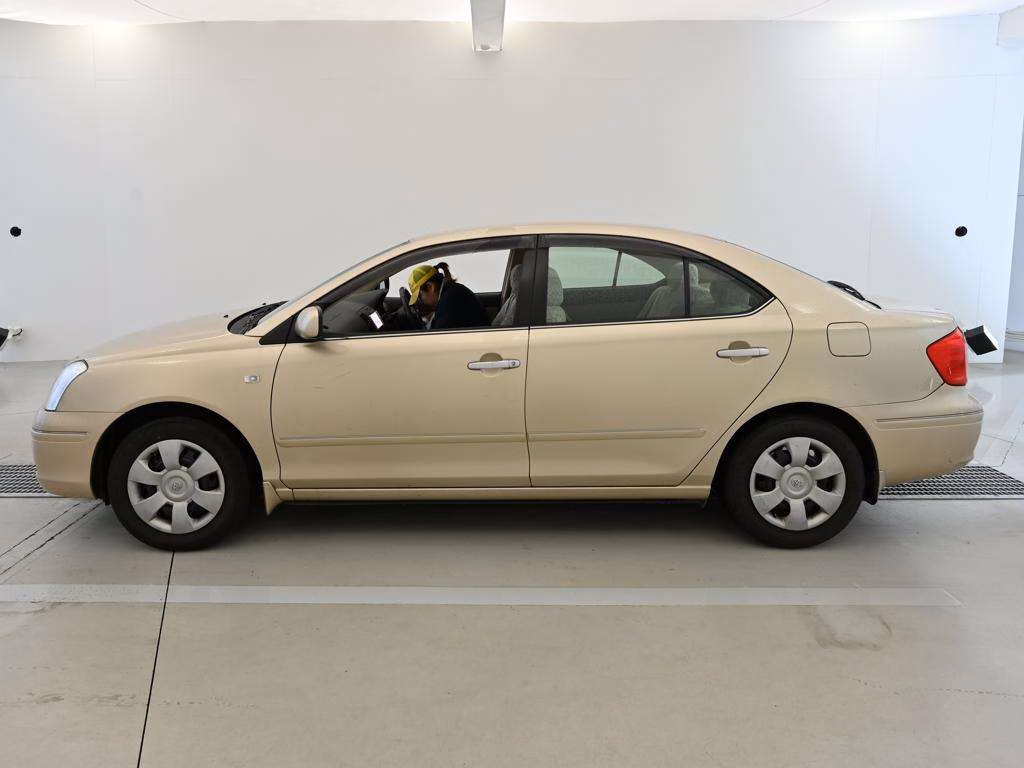 TOYOTA PREMIO