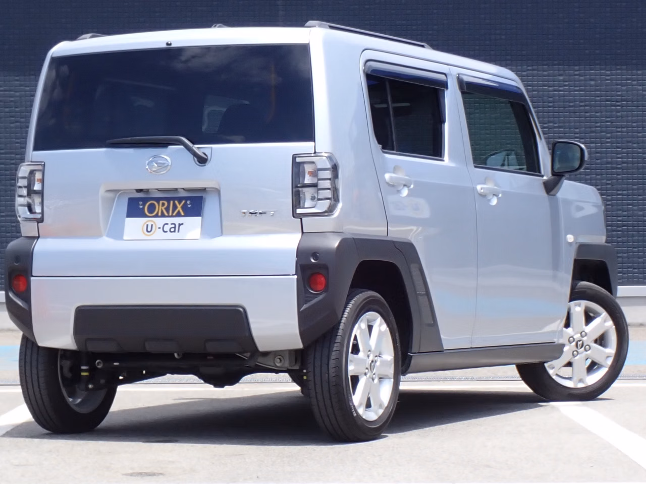 DAIHATSU TAFT