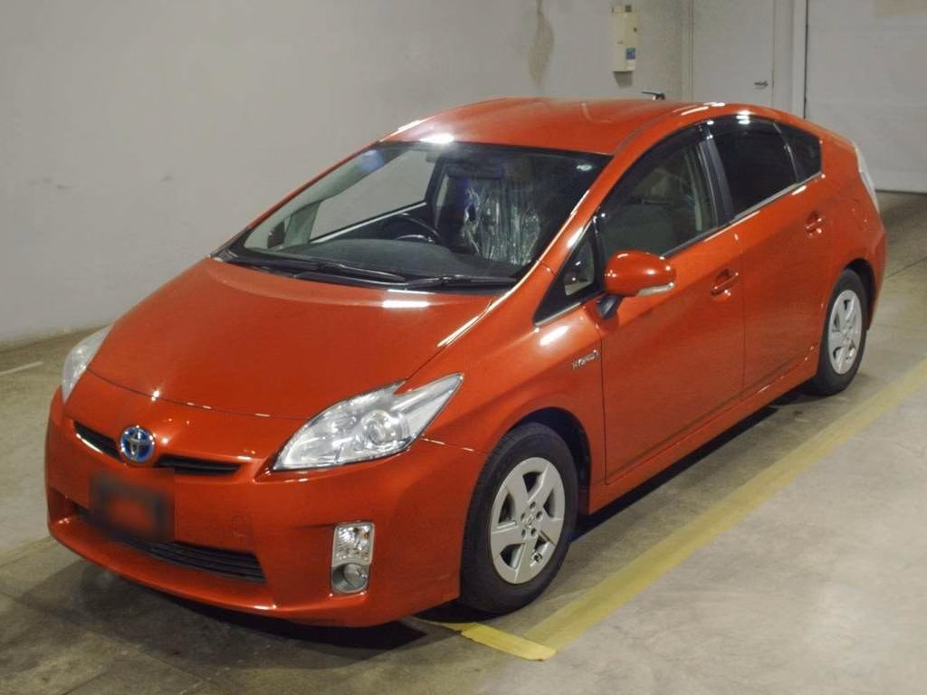 TOYOTA PRIUS