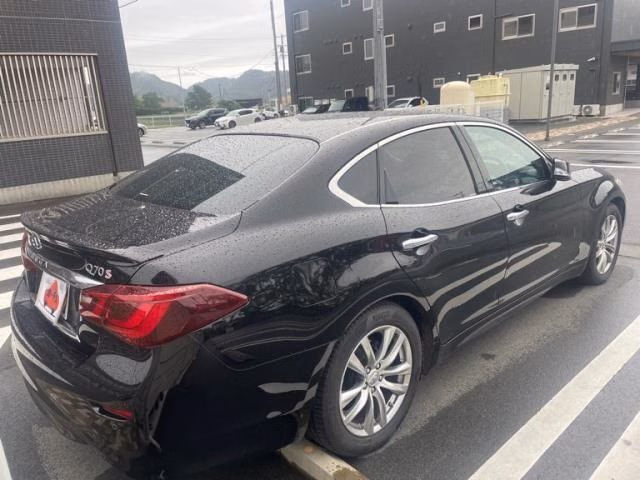 Nissan Fuga