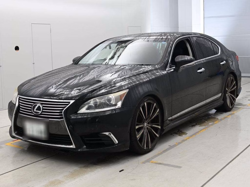 Lexus LS460