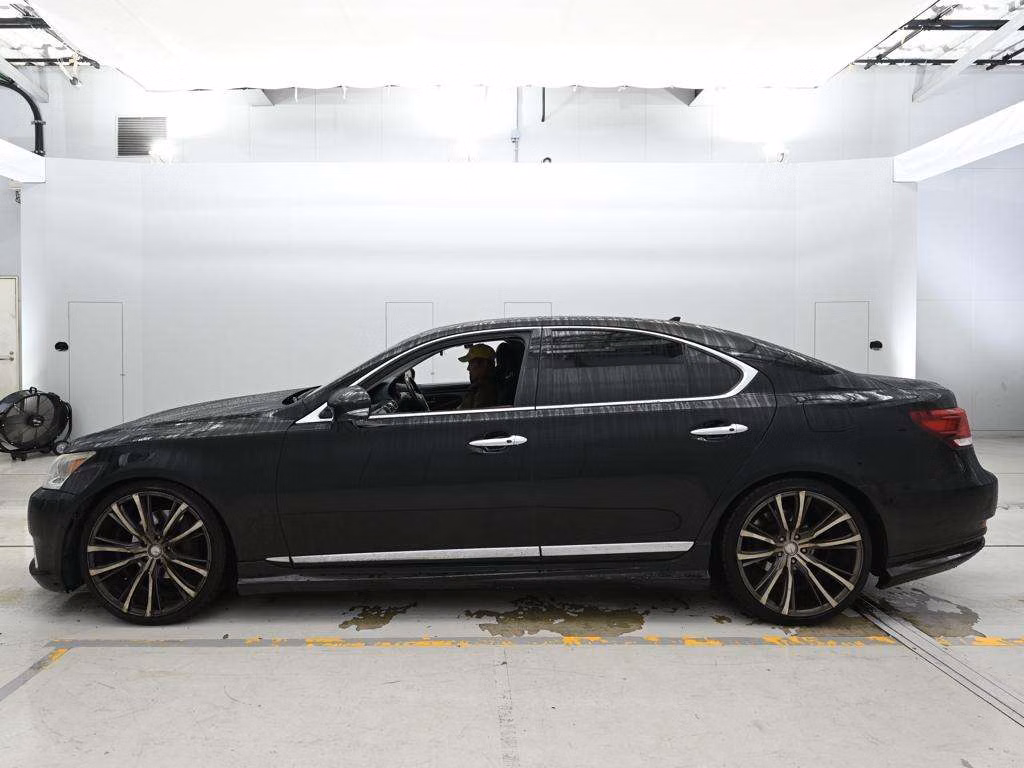 Lexus LS460