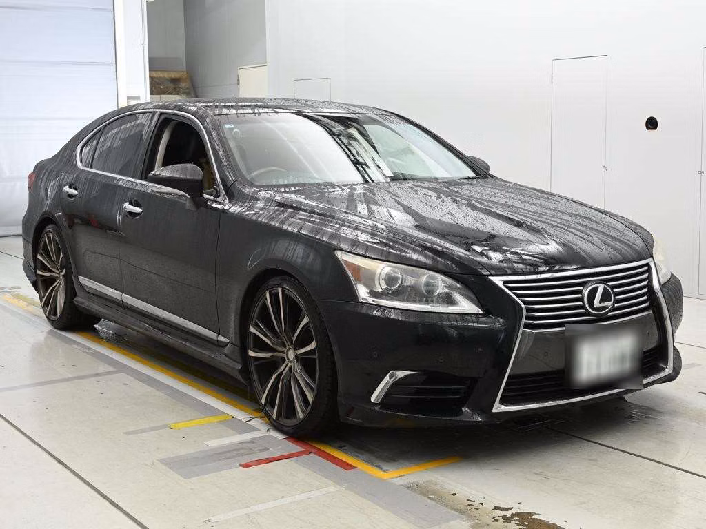Lexus LS460