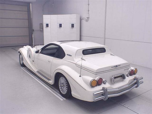 Mitsuoka Le-Seyde