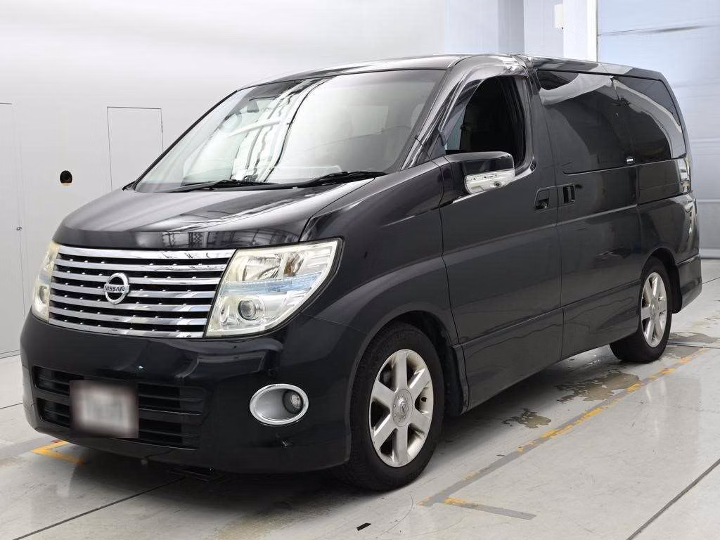 NISSAN ELGRAND