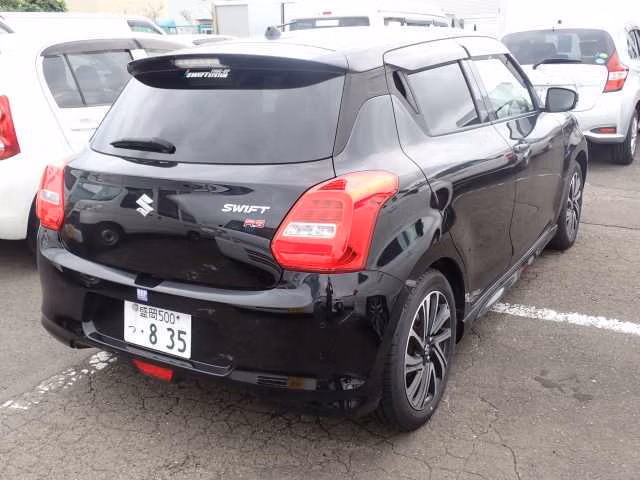 SUZUKI SWIFT