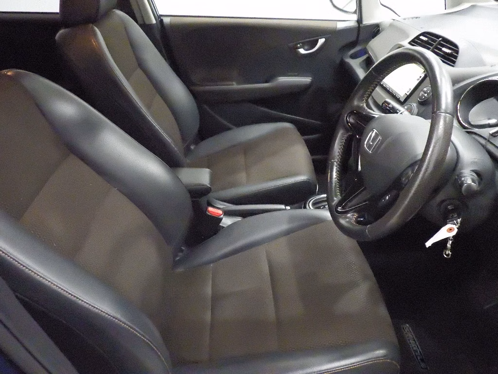 HONDA FIT SHUTTLE