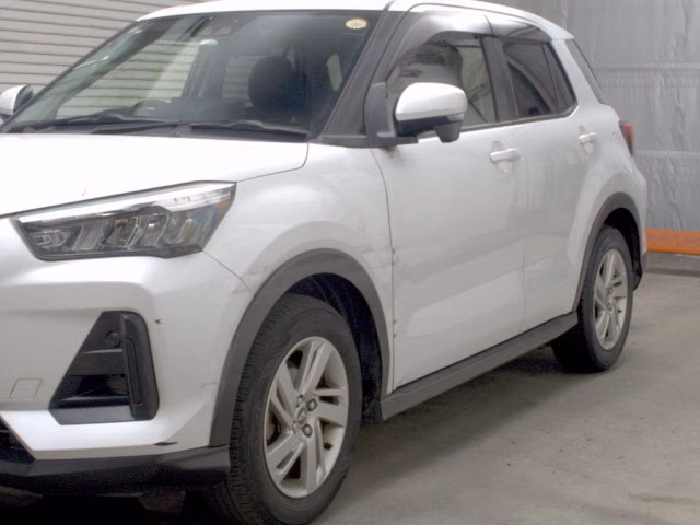 DAIHATSU ROCKY
