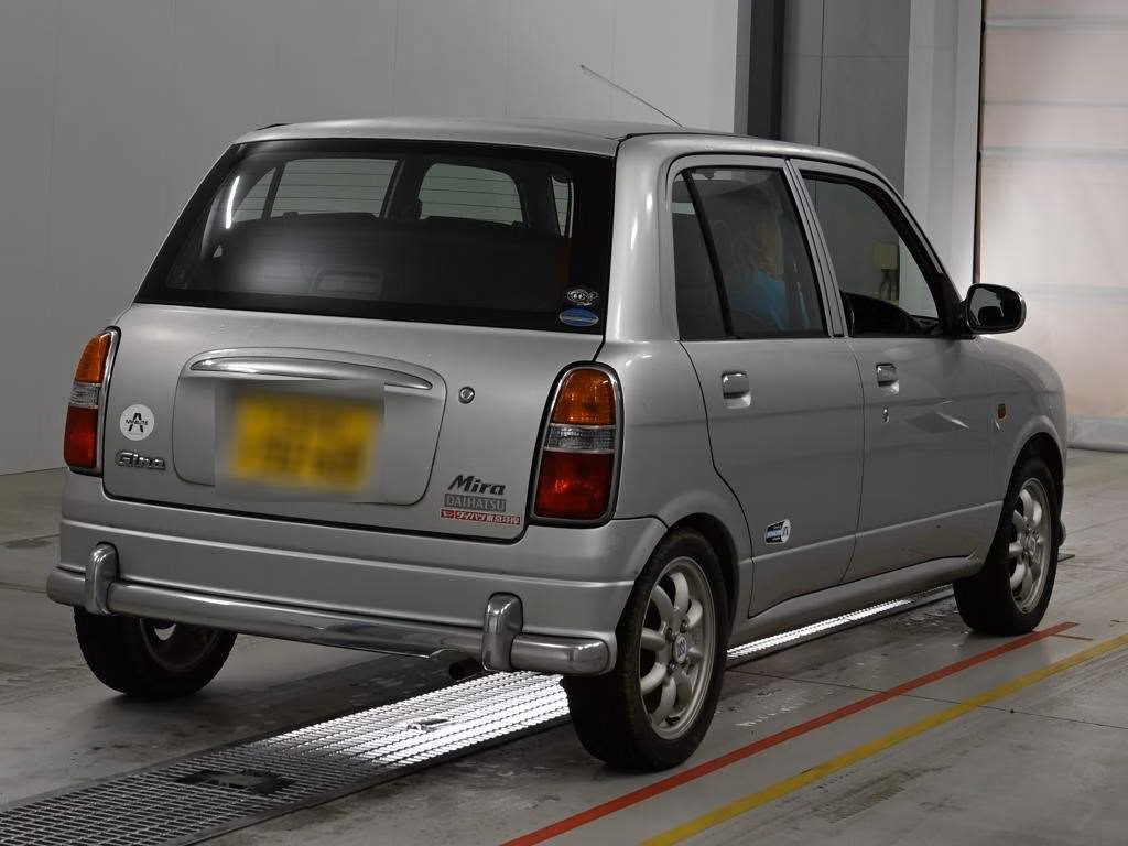 DAIHATSU MIRA GINO