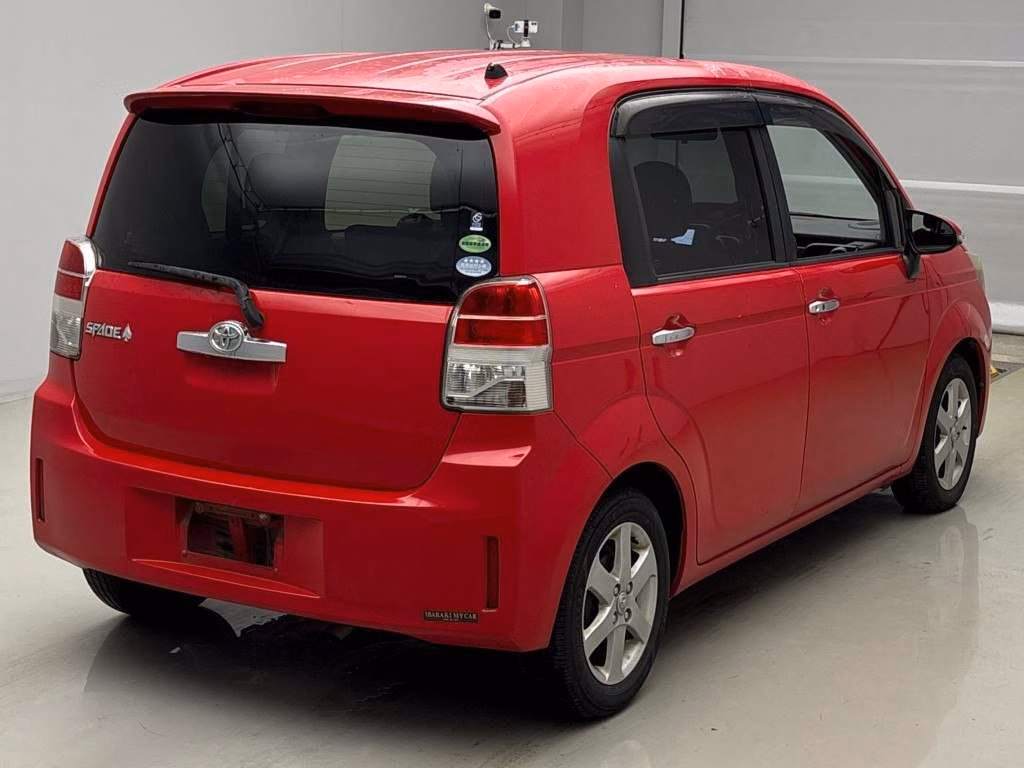 TOYOTA SPADE