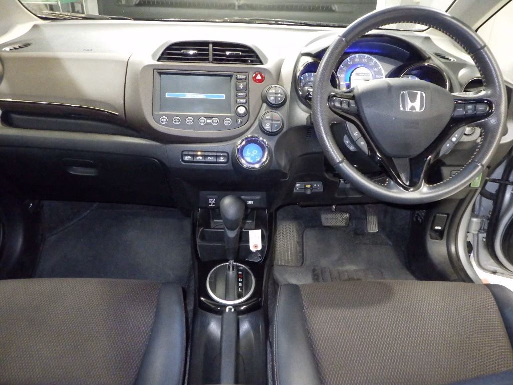 HONDA FIT SHUTTLE