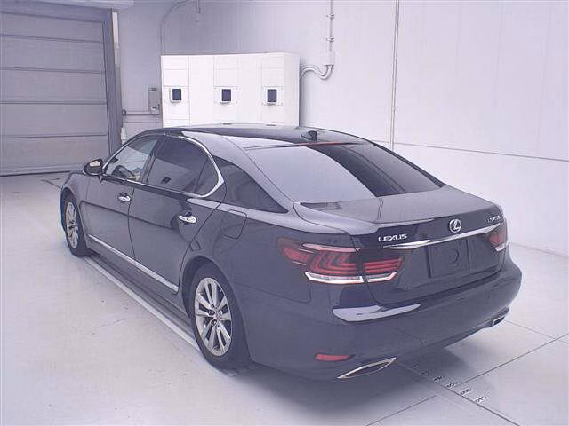 LEXUS LS460L