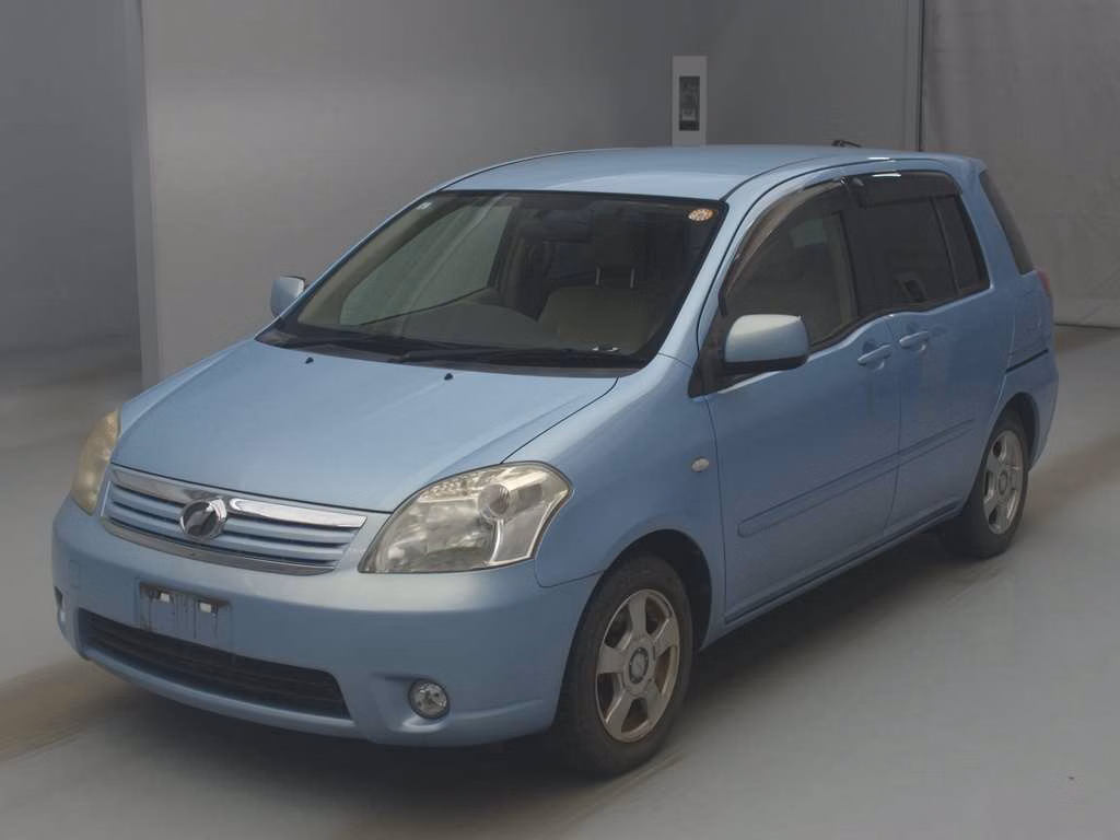 TOYOTA RAUM