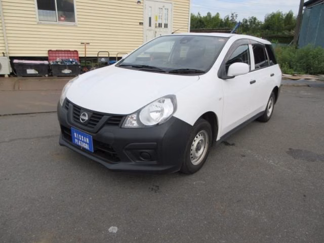 Nissan AD